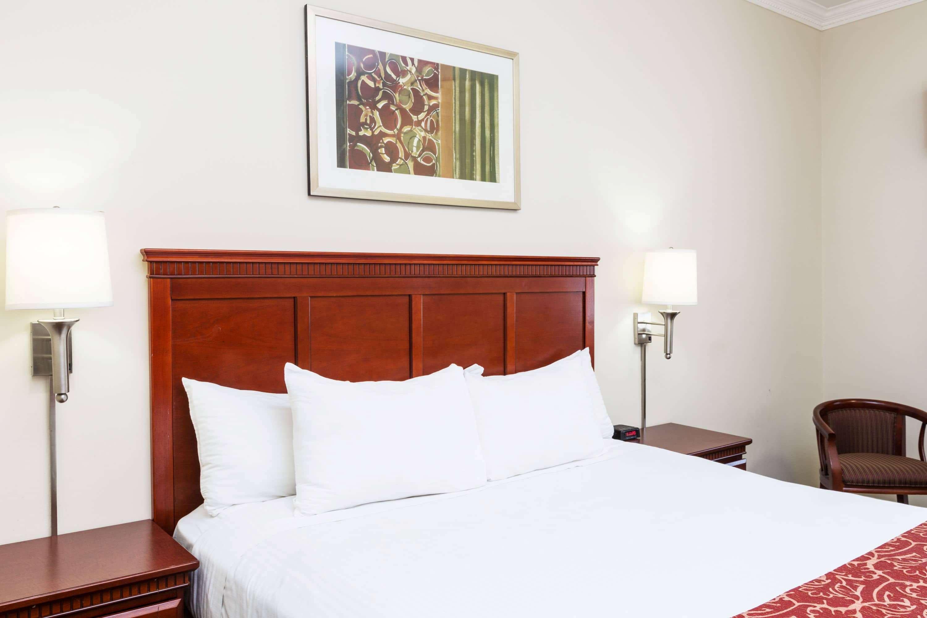 Days By Wyndham Santa Monica
