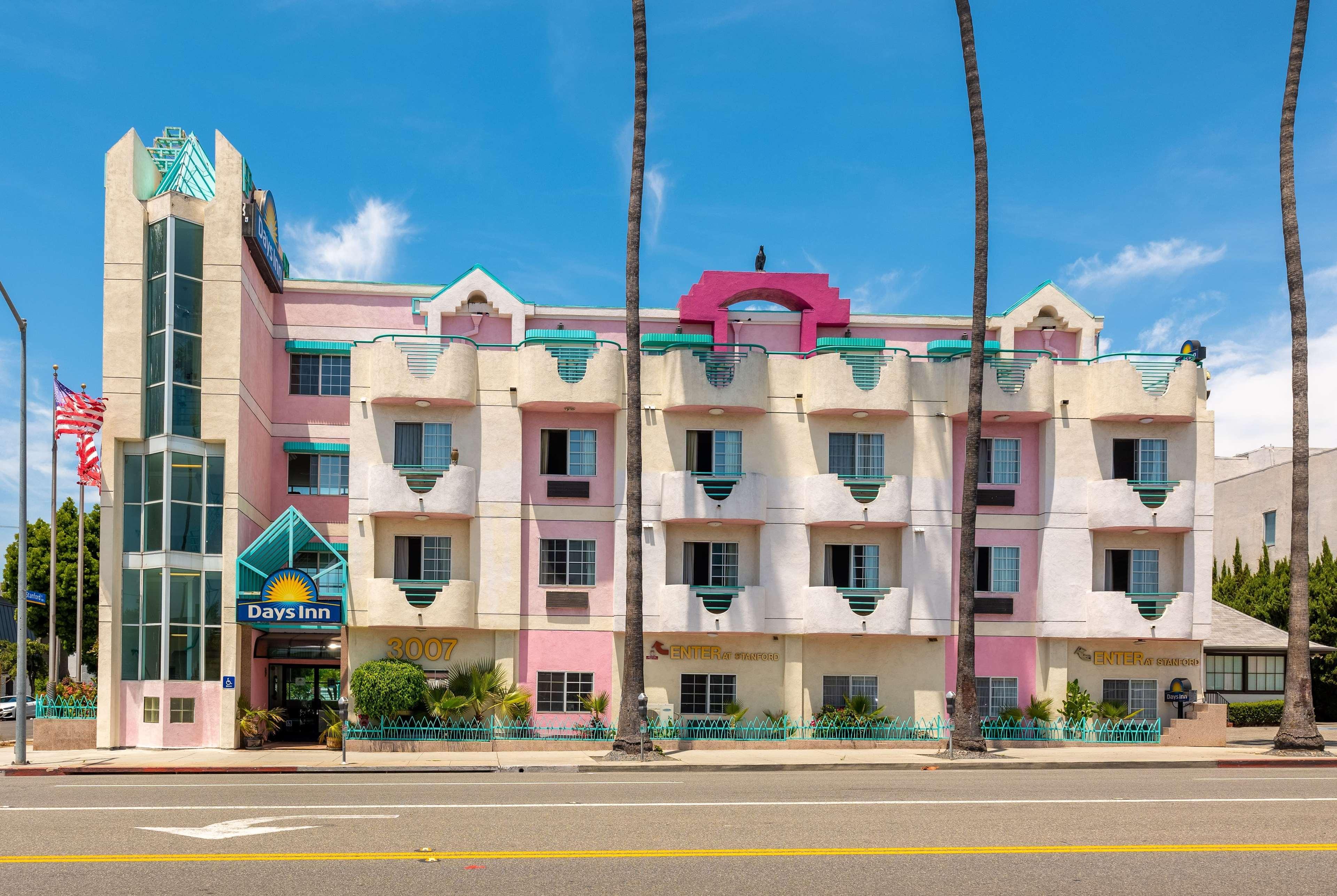 Days By Wyndham Hotel 3*