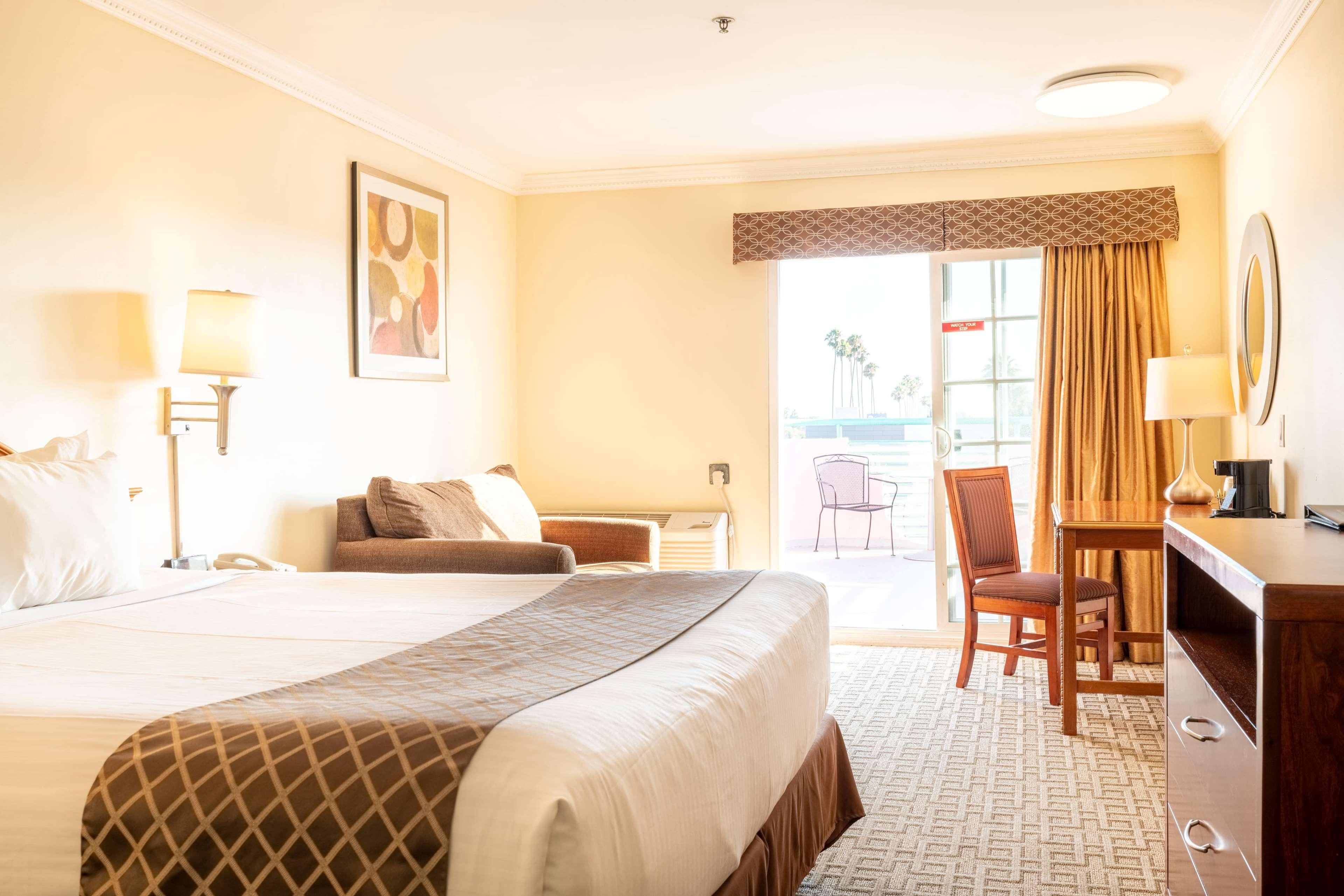 Hotel Days By Wyndham Santa Monica