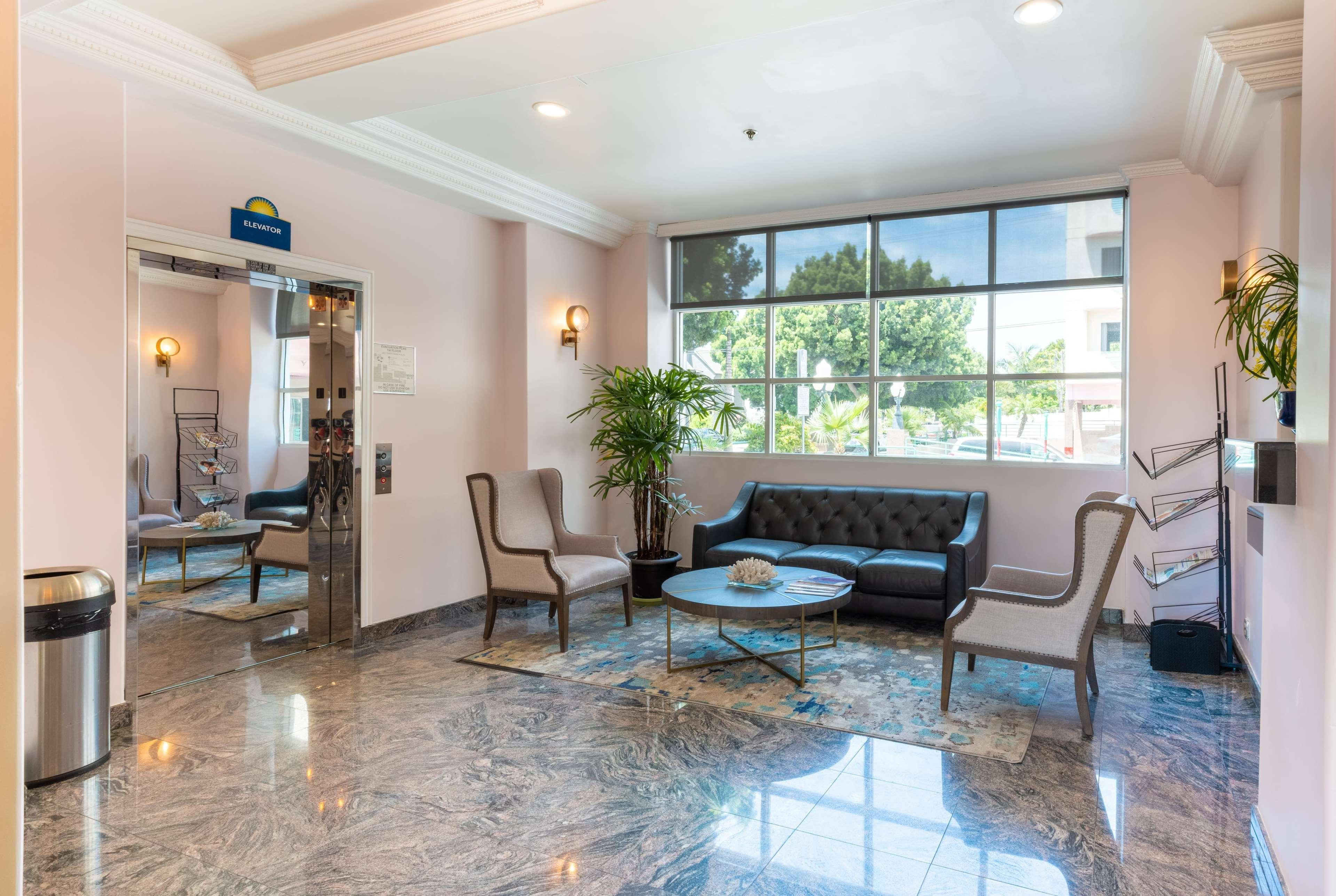 Days By Wyndham Santa Monica