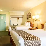 Days Inn By Wyndham Santa Monica