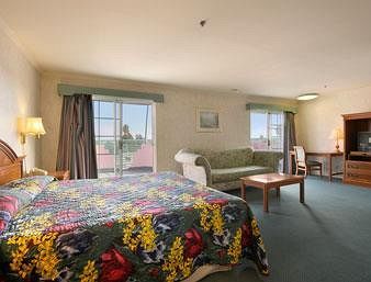 Days By Wyndham Hotel 3*
